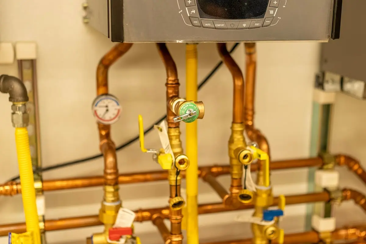 Licensed technician providing Emergency Plumbing for a homeowner in Franklin Park